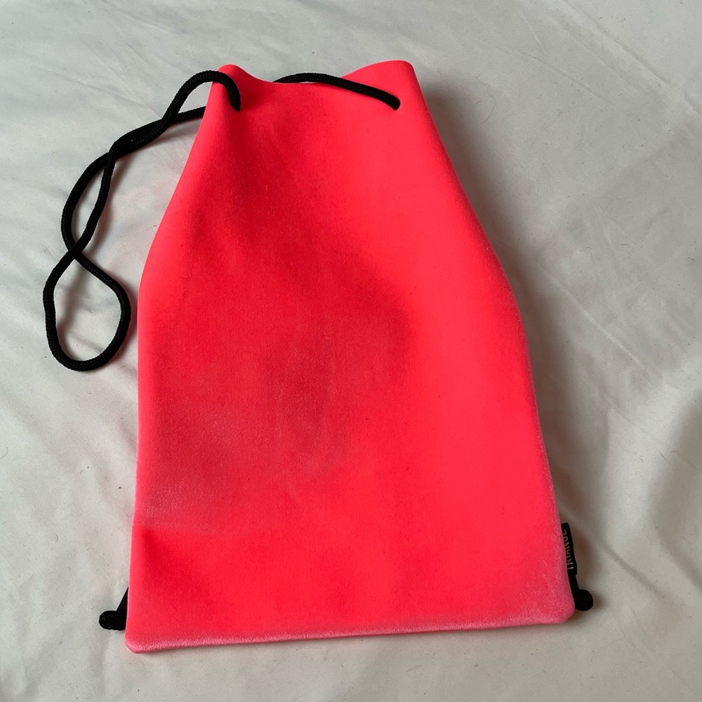 NWOT Triangl Neoprene Bikini Bag